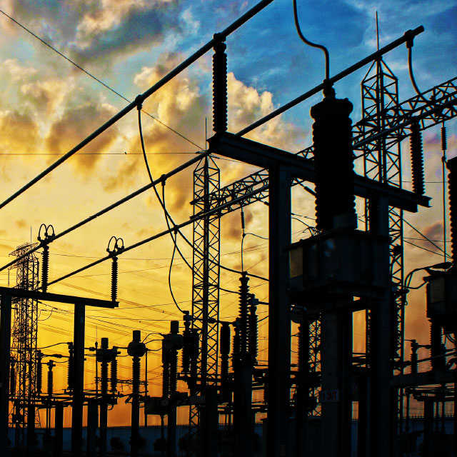 Intelligent Management of Distributed Electricity Generation